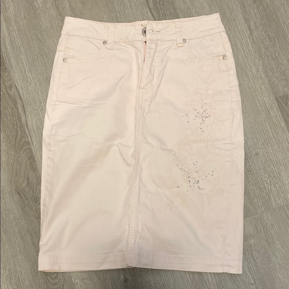 Denver Hayes Cream Pencil Skirt Knee-Length Casual